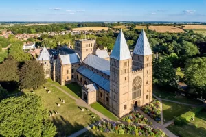 Read more about the article Removals in Southwell: Local Guide to Moving to or From This Nottinghamshire Market Town (2026)