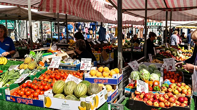 Independent Shops, Markets and Dining