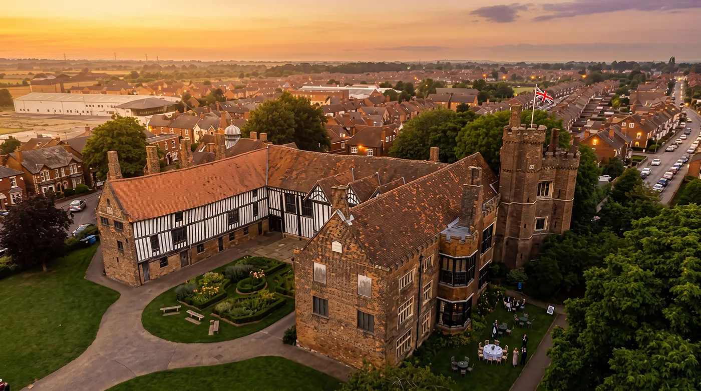 Read more about the article Removals in Gainsborough: Local Access, Costs & What to Expect from Your Move (2027)